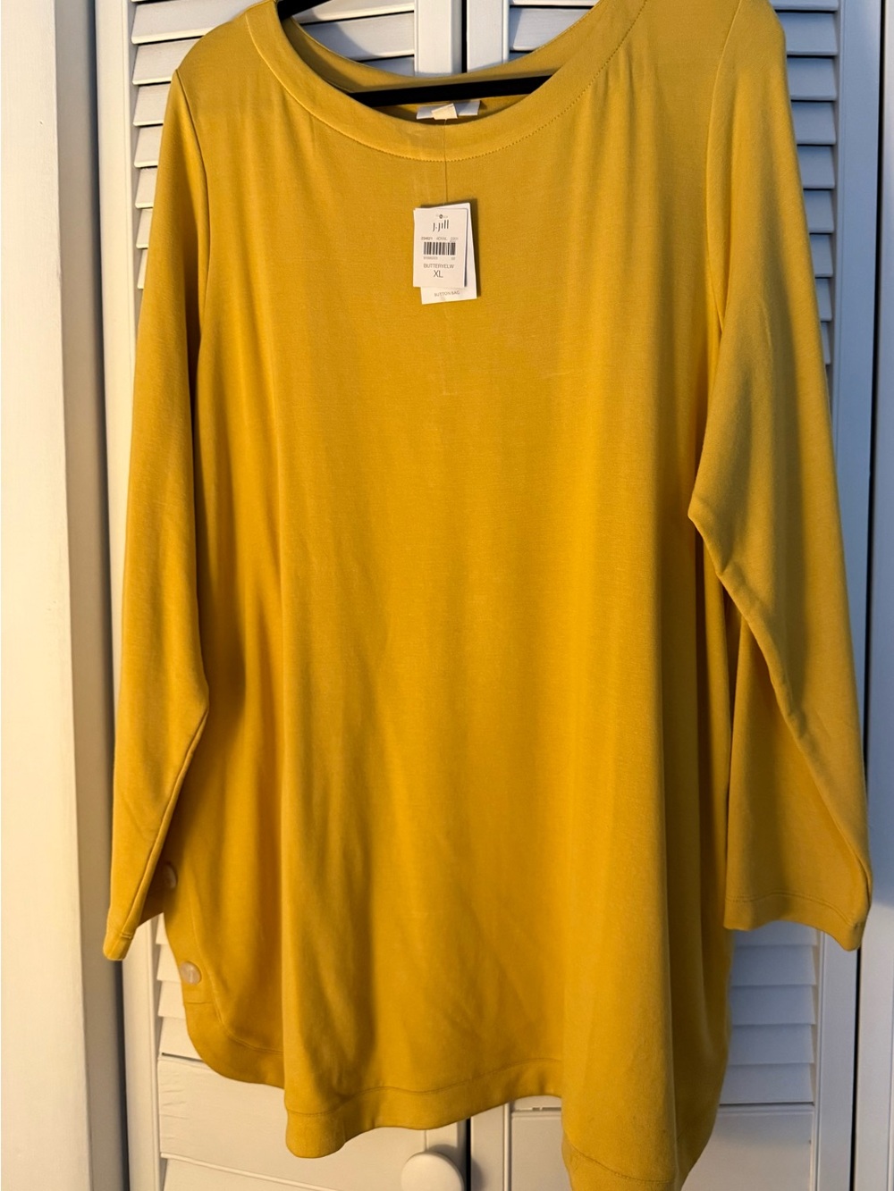 J.Jill NWT XL Tunic with long sleeves and side buttons